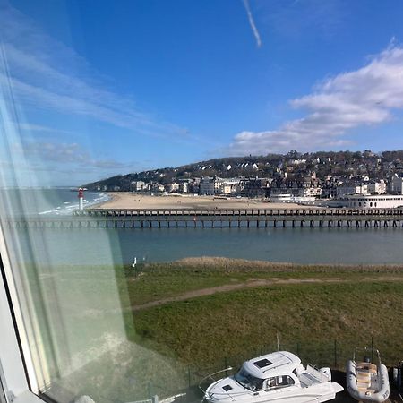 Mon Balcon Face A La Mer - Les Marinas Deauville Buitenkant foto