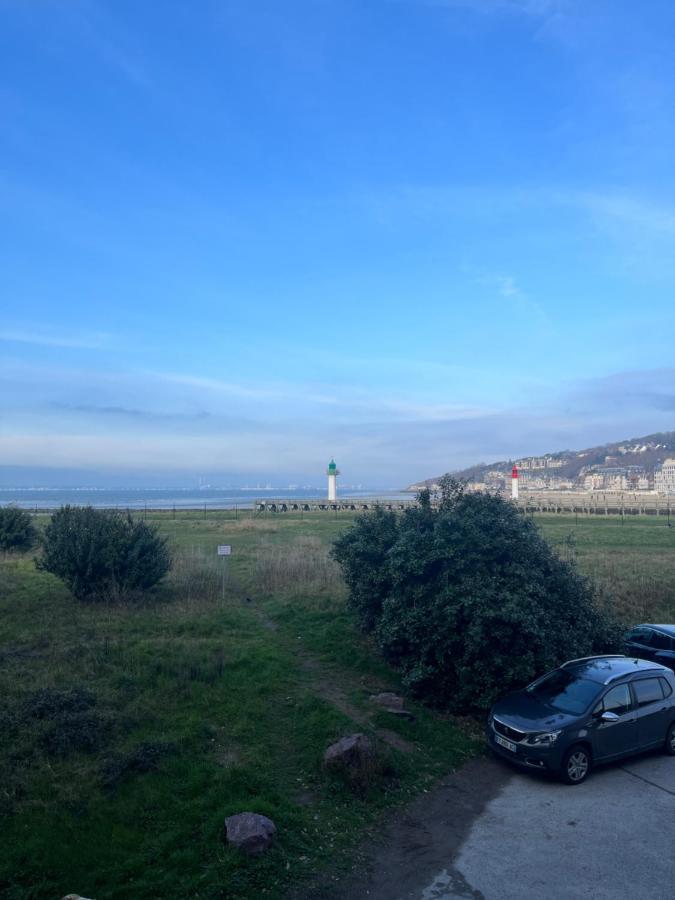 Mon Balcon Face A La Mer - Les Marinas Deauville Buitenkant foto